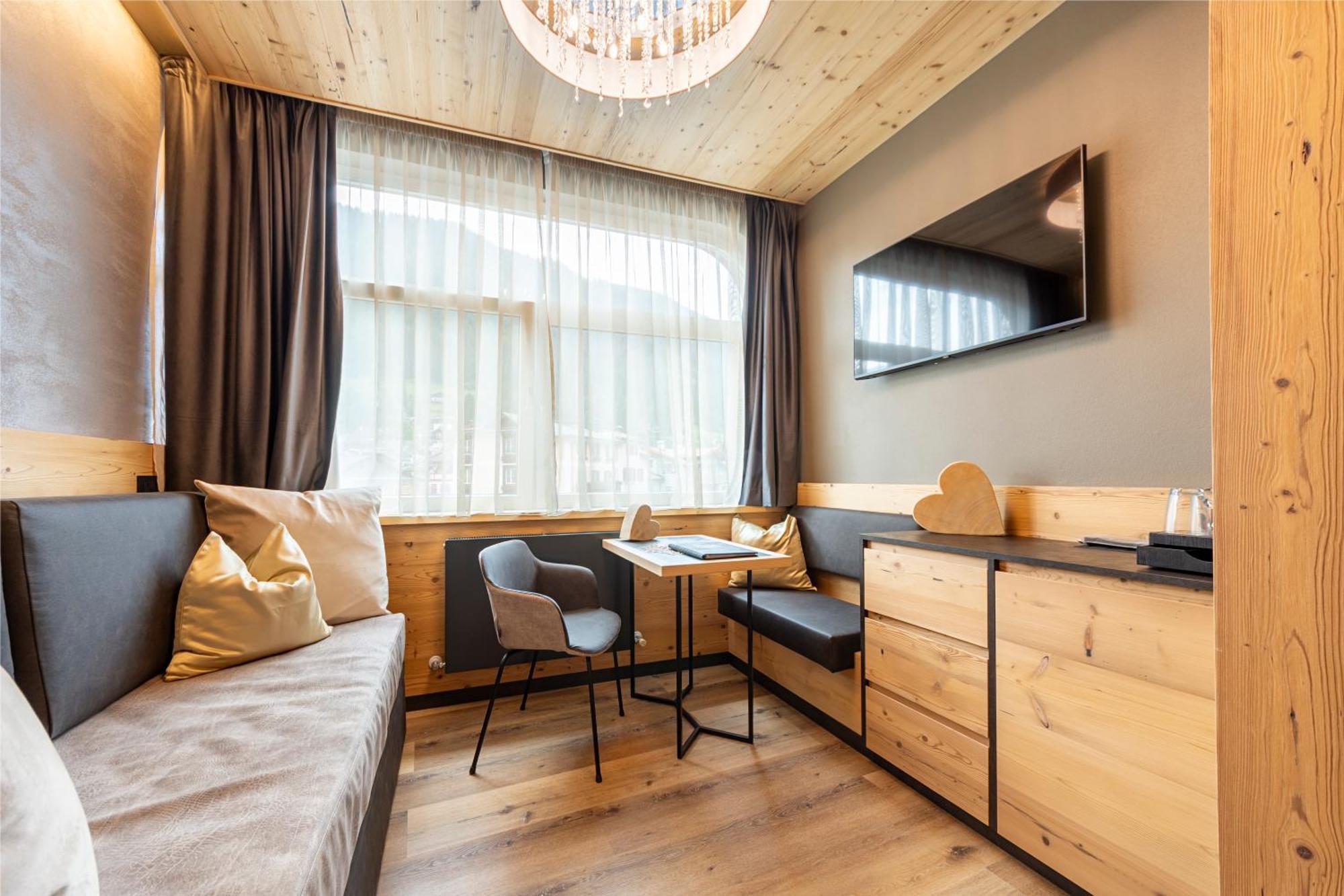 Hotel Faloria Моэна Экстерьер фото