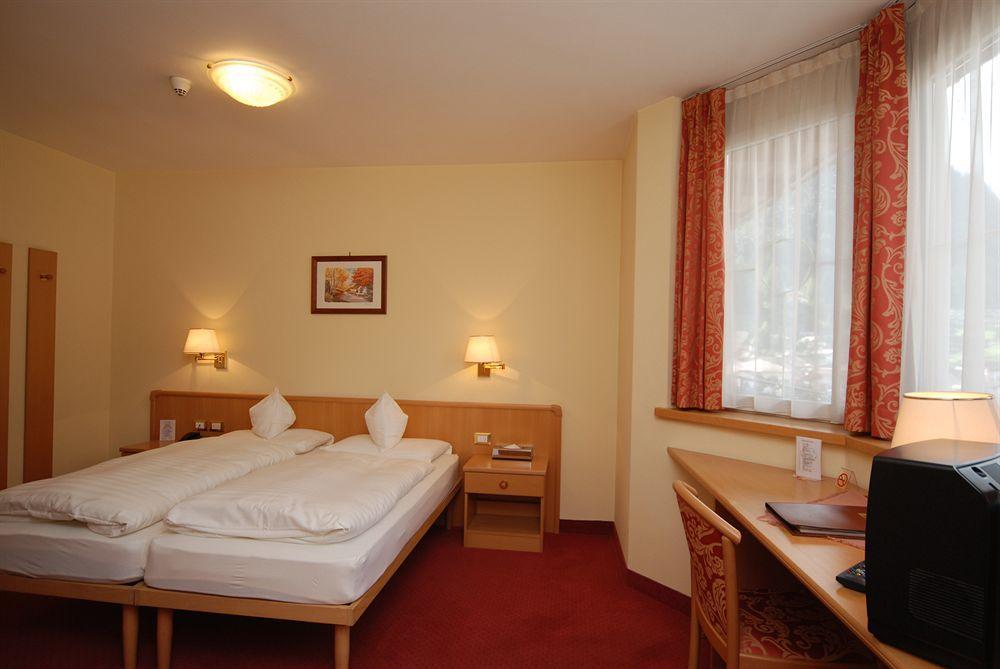 Hotel Faloria Моэна Экстерьер фото